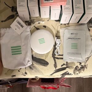 BIOEFFECT Imprinting Lit mirror and Eye Mask Set